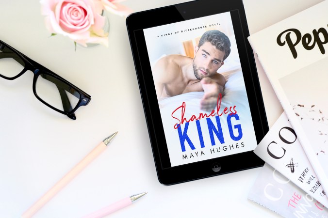 Flat Lay - Shameless King