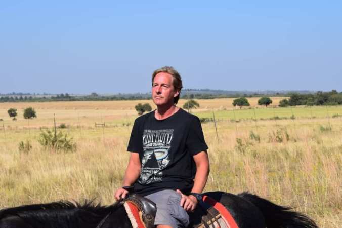 Stewart Giles author photo - new